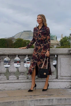 Black Baroque Print Belted Maxi Shirt Dress -Sosandar Fashion Store 13406cac9b143a0d3f626e6079c8fbc1bf05cfe9 1