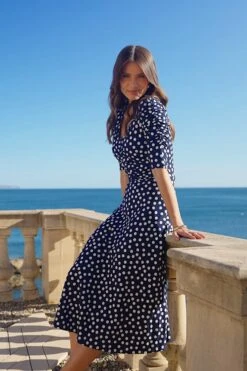 Navy & White Spot Print Ruched Front Midi Jersey Dress -Sosandar Fashion Store 13ee70d5839fe0ae88d226db8a93c8cbe68a169c