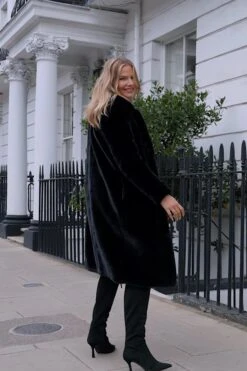 Black Luxury Faux Fur Longline Coat -Sosandar Fashion Store 14e46c8743b45f251d7019085fb789011a56e46c