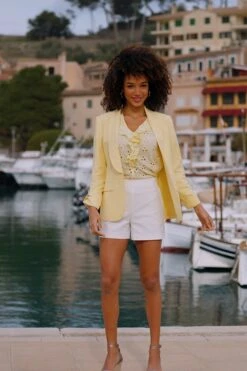 Lemon Yellow Linen Blend Blazer -Sosandar Fashion Store 1fc33ca3dc9e36014634ea5342de2b64d790df35