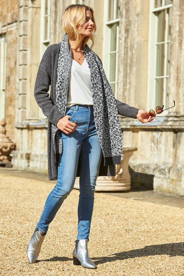 Charcoal Longline Zip Pocket Cardigan 8 Charcoal Longline Zip Pocket Cardigan - Image 6