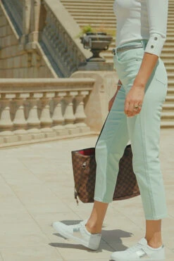 Mint Green Cropped Straight Leg Jeans -Sosandar Fashion Store 222afb6ee3cd91474fc3f2d39794845dbad2b7b2