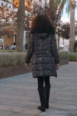 Leopard Print Faux Fur Trim Padded Coat -Sosandar Fashion Store 303058706697189034884a80d12b158cdaeab204