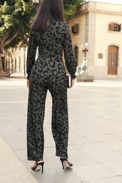 Khaki Green Animal Print Keyhole Detail Wide Leg Jumpsuit 13 Khaki Green Animal Print Keyhole Detail Wide Leg Jumpsuit -Sosandar Fashion Store 344fe5486ed17d6176ae8f8b0abc5a0095ec09b8