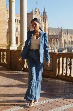 Mid Blue Denim Gold Button Detail Blazer -Sosandar Fashion Store 4499bb0bcfb7c76e933c0f10e8316132a57397a7