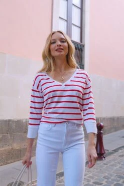 Red & White Stripe Top 13 Red & White Stripe Top -Sosandar Fashion Store 467fc88e92f8e86f3b3ea1b677333dfad31720fd