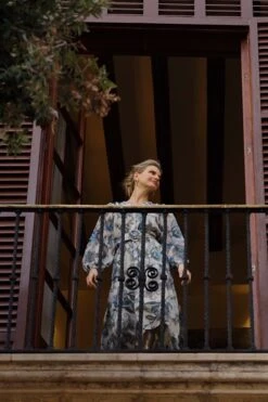 Khaki Green Paisley Floral Print Tiered Hem Midi Dress -Sosandar Fashion Store 4de0b6dc5e9e387948d94050a71ecccd3ac94fe8 1