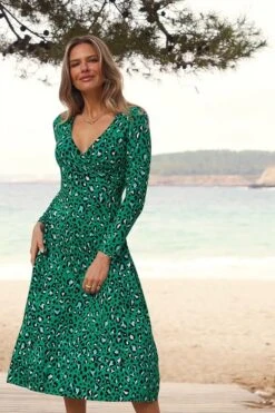 Green Leopard Print Wrap Front Midi Jersey Dress 9 Green Leopard Print Wrap Front Midi Jersey Dress -Sosandar Fashion Store 510d1b6ca4304e16d450d5f9be01ac9fa8eceaba