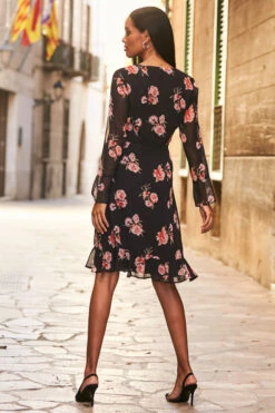Black & Pink Floral Print Wrap Front Dress -Sosandar Fashion Store 52 s22dw004 106