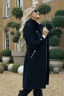 Black Wool Mix Longline Coat With Faux Fur Collar -Sosandar Fashion Store 5ac751285274f4b12a798a567b69741c7211a471