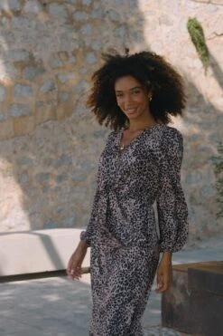 Animal Print Knot Front Plisse Midi Dress -Sosandar Fashion Store 63dfb64923f47bd027b9c6cc581150e4d9410d71