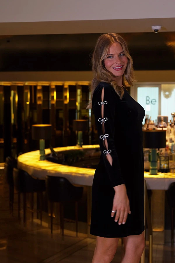 Black Premium Velvet Diamante Bow Sleeve Detail Dress 9 Black Premium Velvet Diamante Bow Sleeve Detail Dress - Image 7