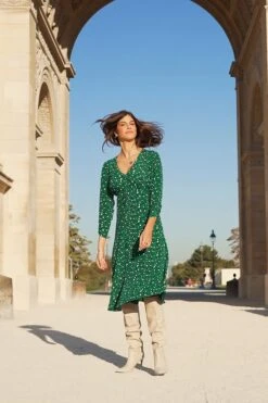 Green Animal Print Ruched Front Midi Dress -Sosandar Fashion Store 6bed3eae70d8b764a467834fb35fdb0f46a5f16f