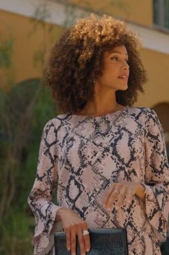 Natural Snake Print Ruffle Hem Shift Dress -Sosandar Fashion Store 7bbbaba49ee436fb7910f538a3d84428c1efb324 1