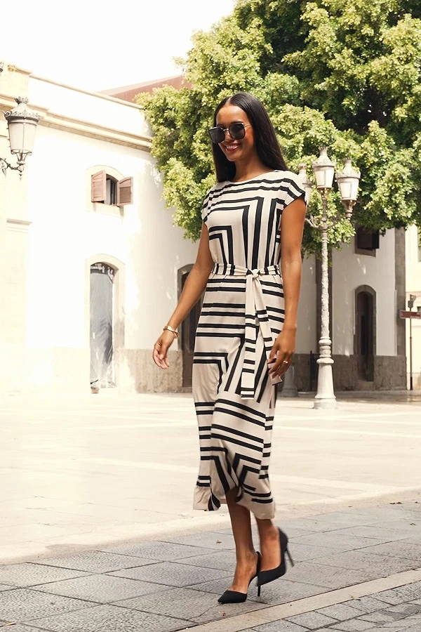 Ivory & Black Geometric Print Stretch Waist Midi Jersey Dress 8 Ivory & Black Geometric Print Stretch Waist Midi Jersey Dress - Image 6