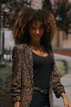 Leopard Print Single Breasted Blazer -Sosandar Fashion Store 8ee1bd71a1f07fff13b97fa86baa6b13e0ca5526