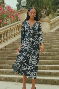 Black Floral Print Ruched Sleeve Midi Wrap Dress 13 Black Floral Print Ruched Sleeve Midi Wrap Dress -Sosandar Fashion Store 95538a6ba985c2ec362b3a3bd39ad4a7e5586591