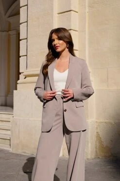 Natural Longline Blazer 17 Natural Longline Blazer -Sosandar Fashion Store 988b905c7fbda42afc7eff2ba356f77aa7987a88