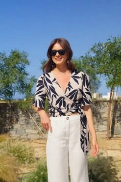 Ivory Floral Print Tie Side Wrap Top 13 Ivory Floral Print Tie Side Wrap Top -Sosandar Fashion Store 9e01f0e763f2f7b9a8ca2bed8bb568a76c0ea83b