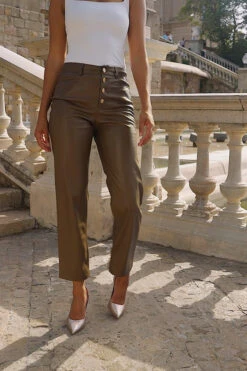 Mocha Faux Leather Cropped Wide Leg Trousers -Sosandar Fashion Store aa97bc8ca1e0d3a16fb859422ca1c5d8f06b2953