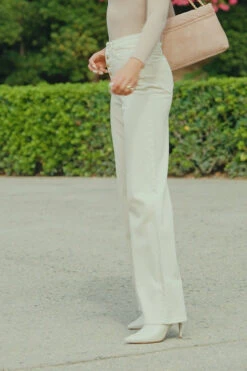 Ecru Button Front Wide Leg Jeans -Sosandar Fashion Store b28eb80ac33df523a8b988d9d307b04f38d1c045