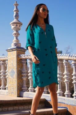 Green Dandelion Print Zip Front Shift Dress -Sosandar Fashion Store cb9830bb6a4a4b49659eaa2aebf371b49259c0a4