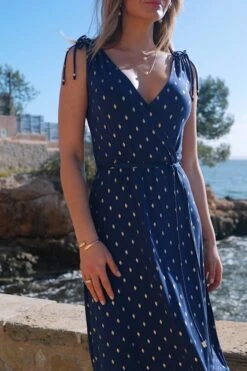 Navy Blue & Gold Metallic Spot Tie Waist Dress 13 Navy Blue & Gold Metallic Spot Tie Waist Dress -Sosandar Fashion Store e58e5c94d4d38c4117e4babd61efc0a30471094d