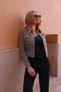 Leopard Print Denim Jacket -Sosandar Fashion Store e80ef6a72478f137c327b556b91e92e586a29683 1