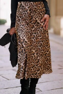 Leopard Print Satin Skirt -Sosandar Fashion Store ef6caf9bcc8bcd222d09e8214052c30407b47704