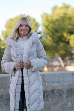 Ecru Faux Fur Detail Luxe Padded Coat 19 Ecru Faux Fur Detail Luxe Padded Coat -Sosandar Fashion Store f895ebc109454e805a7339c5608b639040640d92