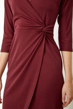 Burgundy Twist Front Soft Jersey Dress 10 Burgundy Twist Front Soft Jersey Dress -Sosandar Fashion Store s20dj074rd0023 21