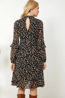 Black Fleck Print Fit & Flare Ruffle Dress 11 Black Fleck Print Fit & Flare Ruffle Dress -Sosandar Fashion Store s20dw154bk 21