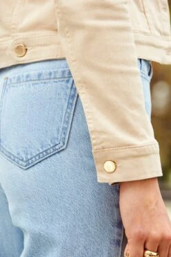 Ecru Denim Jacket With Gold Button Detail 18 Ecru Denim Jacket With Gold Button Detail -Sosandar Fashion Store s23 ss19or01eu s21bd004dm 107 2 1