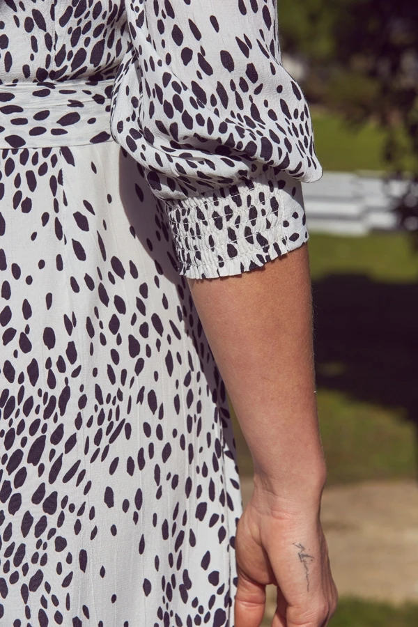 White & Black Animal Print Ruffle Hem Midi Wrap Dress 10 White & Black Animal Print Ruffle Hem Midi Wrap Dress - Image 8