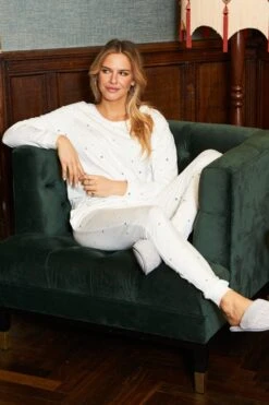 Cream Star Print Loungewear Joggers 8 Cream Star Print Loungewear Joggers -Sosandar Fashion Store shot 11 s21lw004 s21lw005 019 1