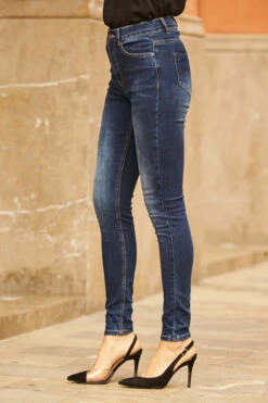 Grace Dark Indigo Skinny Jeans -Sosandar Fashion Store web 09 a20ow051bk 125