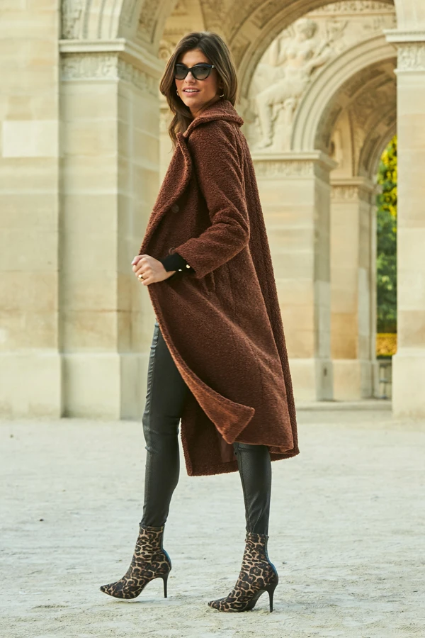 Chocolate Brown Super Cosy Longline Borg Coat 6 Chocolate Brown Super Cosy Longline Borg Coat - Image 4