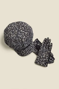 Oslo Leopard Print Gloves -Sosandar Fashion Store web a21ac12bkan d 1 1