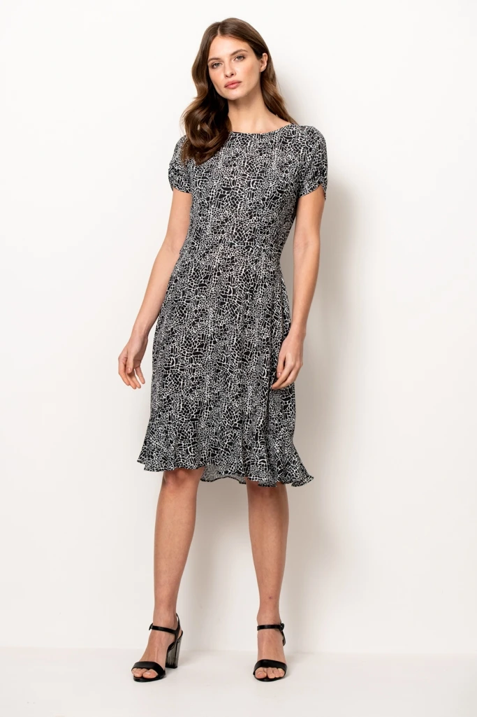 Black & White Animal Print Shift Dress 12 Black & White Animal Print Shift Dress - Image 10