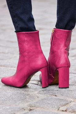 Riley Hot Pink Leather Slim Heel Ankle Boot -Sosandar Fashion Store web 07 aod005bk0001 stj06be0007 afw07be0001 370 hot pink rt 1