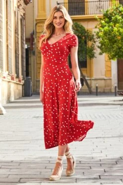 Red & White Spot Print Short Sleeve Jersey Maxi Dress -Sosandar Fashion Store web 07 s21dj140rd0021 196
