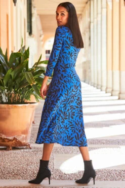 Blue & Black Floral Print Keyhole Detail Midi Jersey Dress -Sosandar Fashion Store web 09 s22dj034blfl01 149