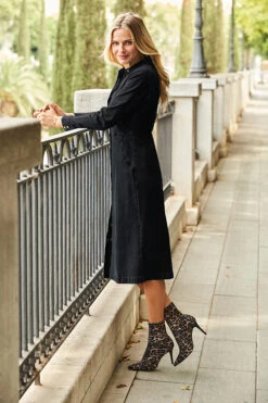 Black Denim Button Front Midi Dress -Sosandar Fashion Store web 18 a21dd001 090 black rt