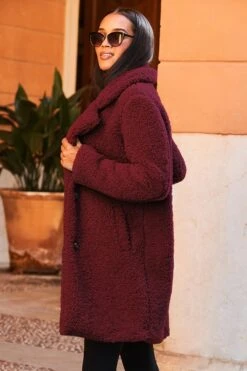 Burgundy Super Cosy Borg Coat -Sosandar Fashion Store web 19 a25ow046rd0005 250 rc