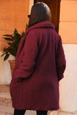 Burgundy Super Cosy Borg Coat -Sosandar Fashion Store web 19 a25ow046rd0005 257 rc