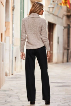 Black Wide Leg Jeans With Rose Gold Button Detail -Sosandar Fashion Store web 20 a21tw038rdcv01 125 1