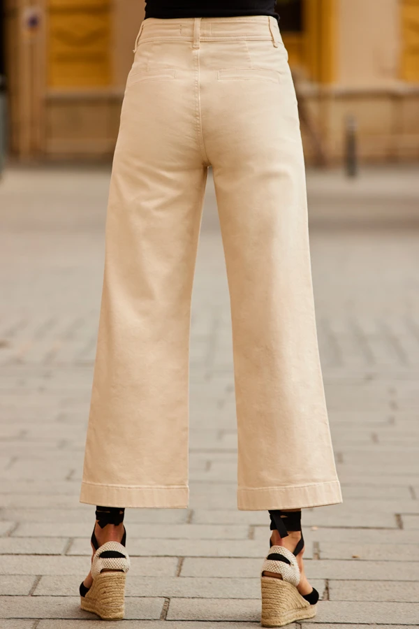 Ecru Cropped Wide Leg Jeans 6 Ecru Cropped Wide Leg Jeans - Image 4