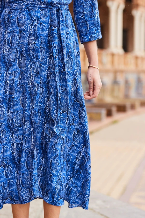 Blue Animal Print Belted Midi Shirt Dress 8 Blue Animal Print Belted Midi Shirt Dress - Image 6