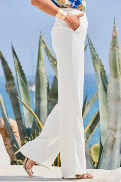 Ivory Fluid Wide Trousers -Sosandar Fashion Store web 2305 24 s23tw133grcv02 s23bw030iv0001 24 301