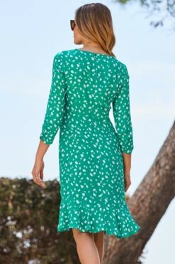Green Fleck Print Ruched Front Fit & Flare Dress -Sosandar Fashion Store web 2306 125 s23dw088grmm01 125 226 1